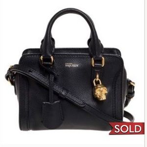 Authentic ALEXANDER MCQUEEN Black
Mini Skull Padlock Satchel